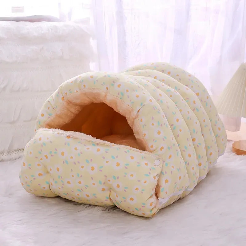PurrNest™ – Cosy Winter Bed for Cats & Puppies
