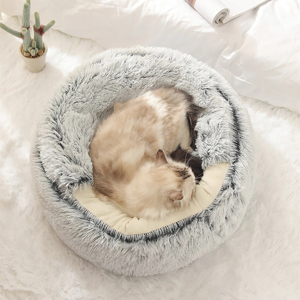 CalmWhiskers™ – Anti-Anxiety Round Cat Bed with Plush Cover