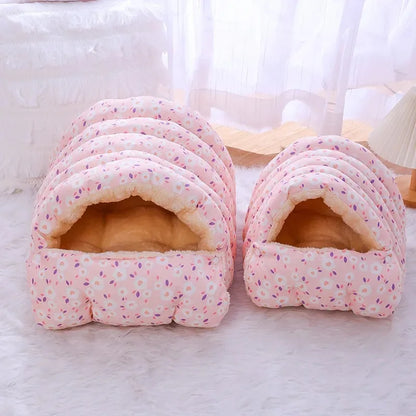 PurrNest™ – Cosy Winter Bed for Cats & Puppies